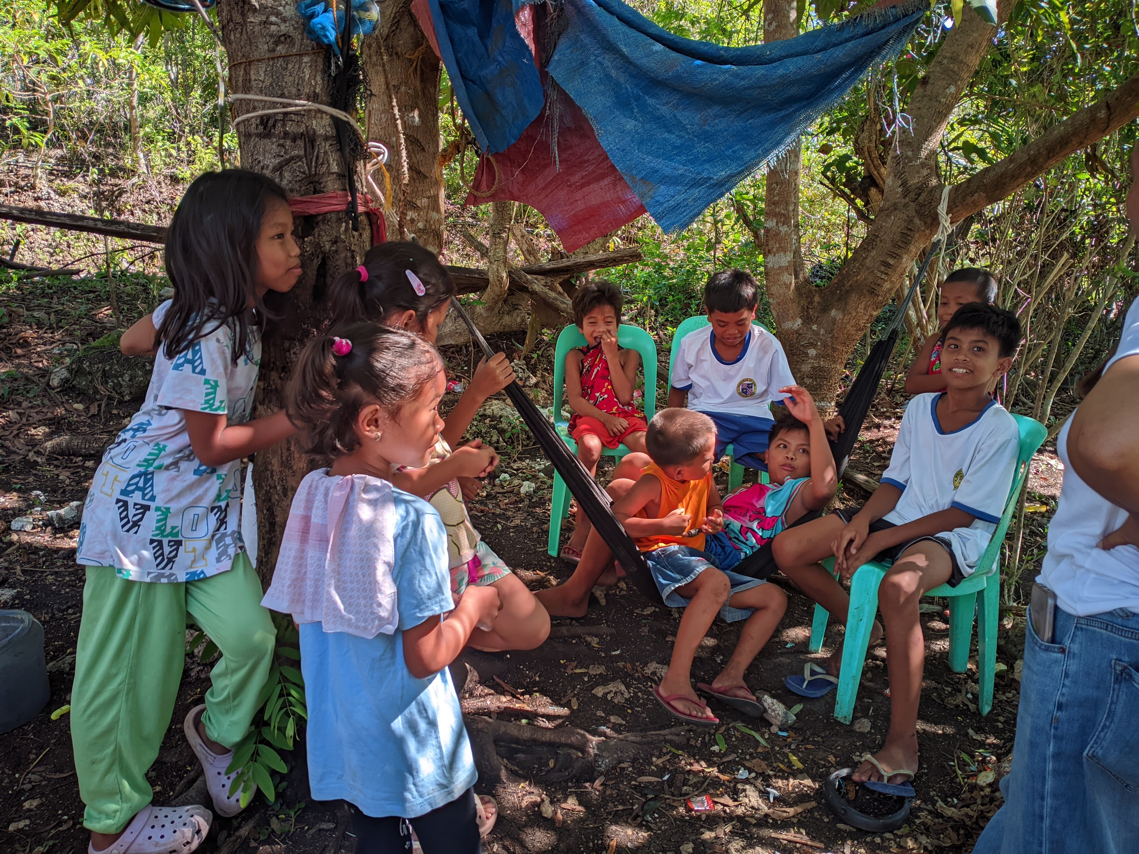 Filipino community children